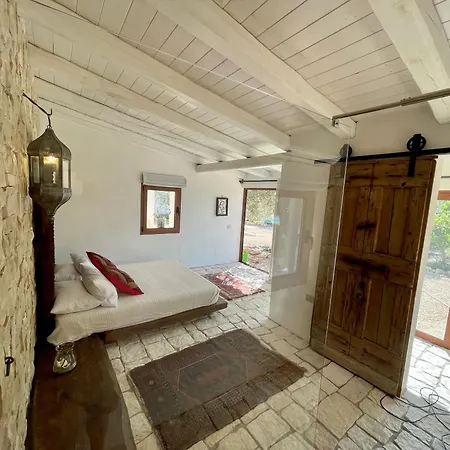 Barbagallo Villa *