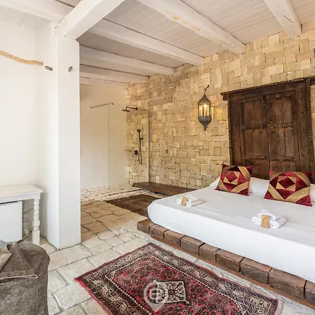 Barbagallo Villa *